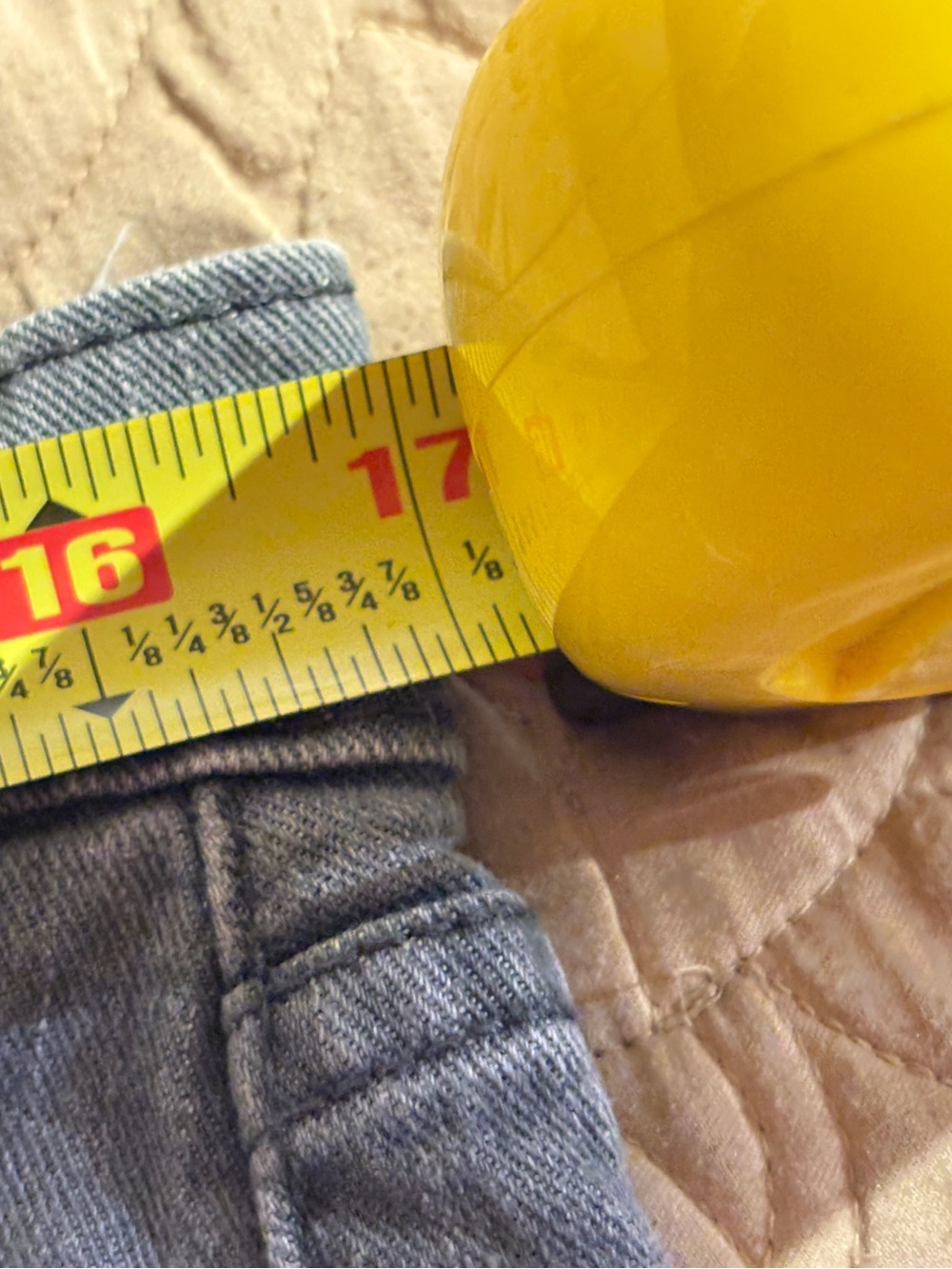 Levi's Slim Straight Jeans in Faded Gray - Picture 7 of 9